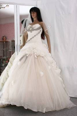 Brautkleid