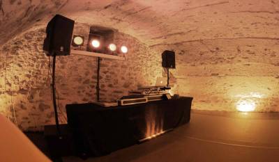 Altertainment DJ Service